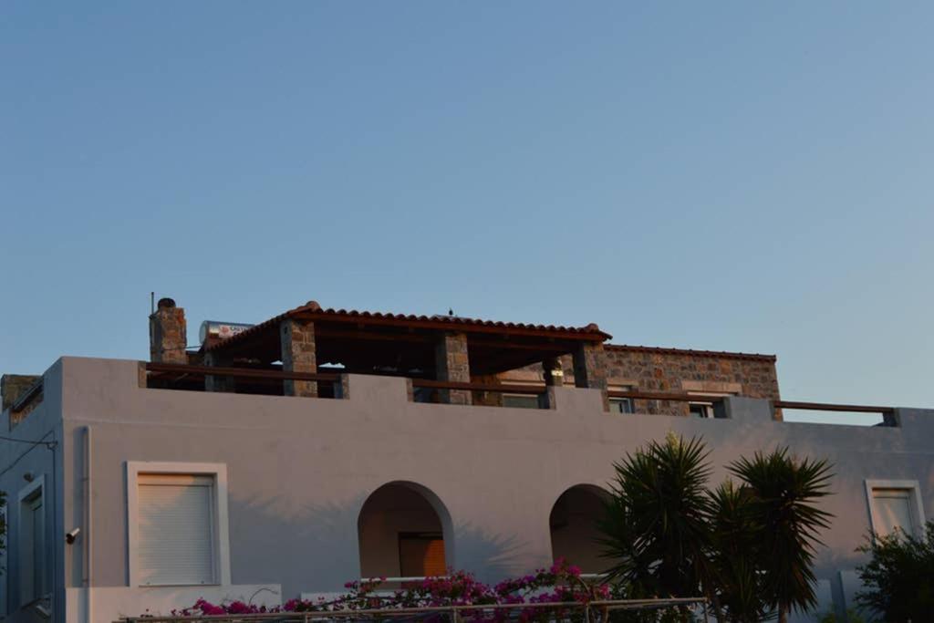 United Blue Resorts - Blue View Karteros Buitenkant foto